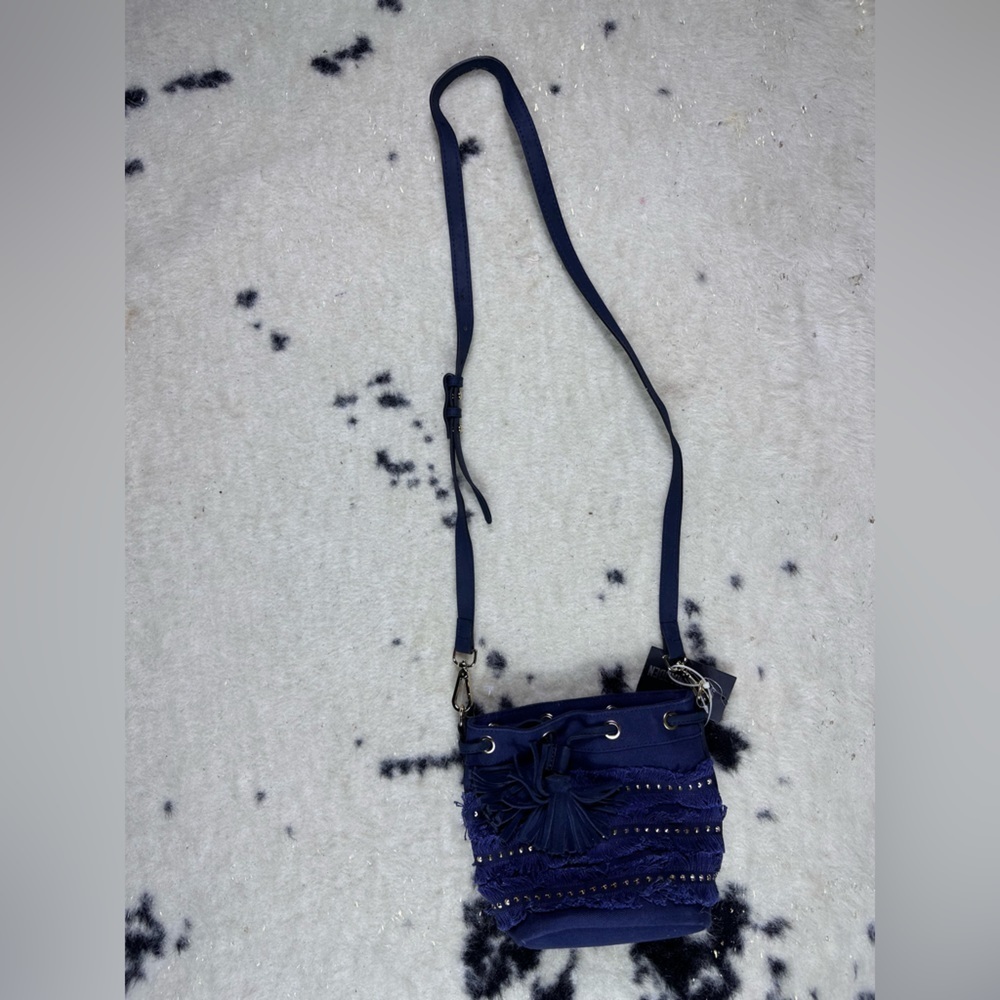Steve Madden Women’s Small BBrokes Navy Bucket Bag